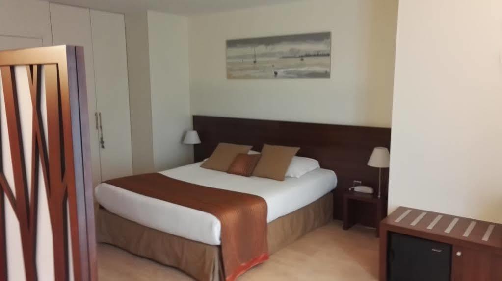 Hotel La Jetee Saint-Martin-de-Ré Buitenkant foto